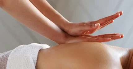 Скидка 50% на лечебный массаж спины